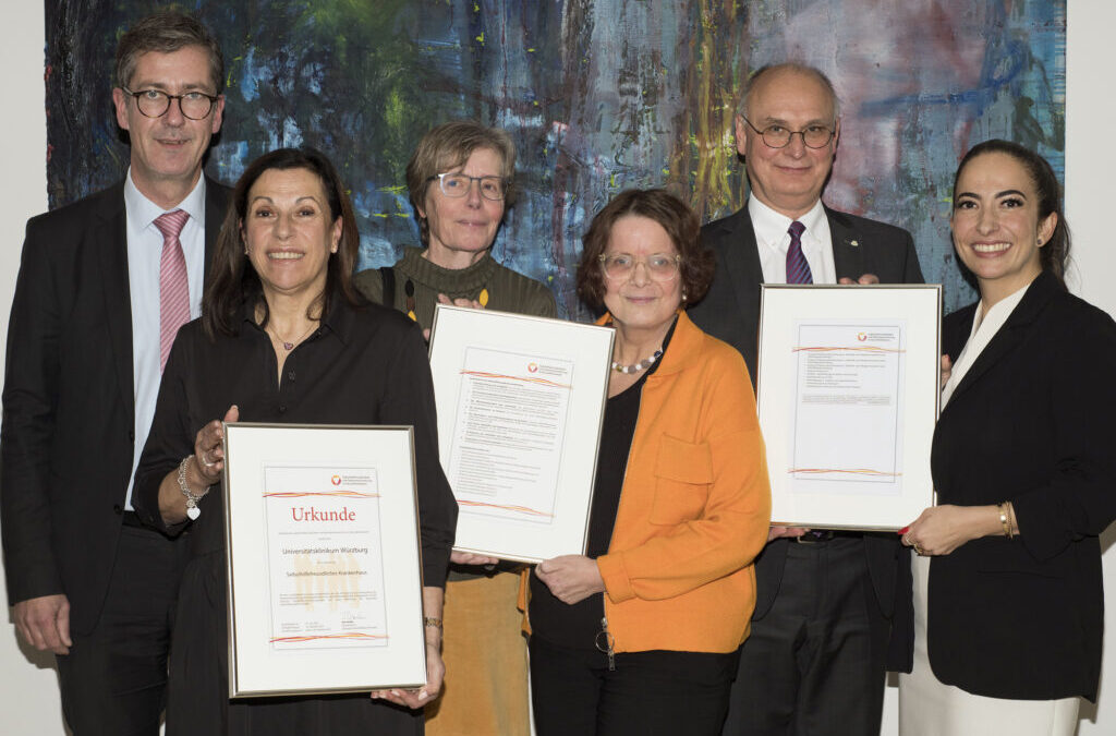 Das Uniklinikum Würzburg feierte seine erneute Auszeichnung für Selbsthilfefreundlichkeit